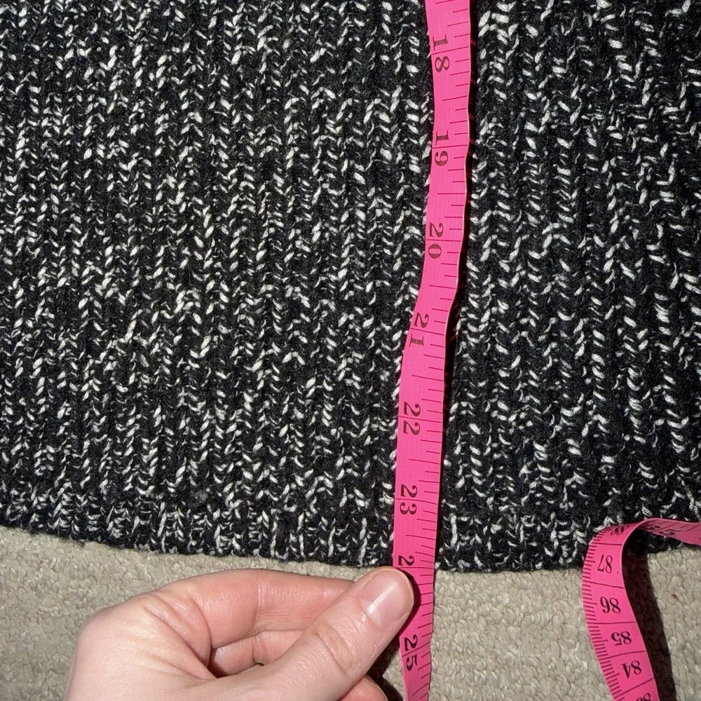 Athleta Sierra Crew Sweater XS Black Gray Wool Blend Swing A-Line